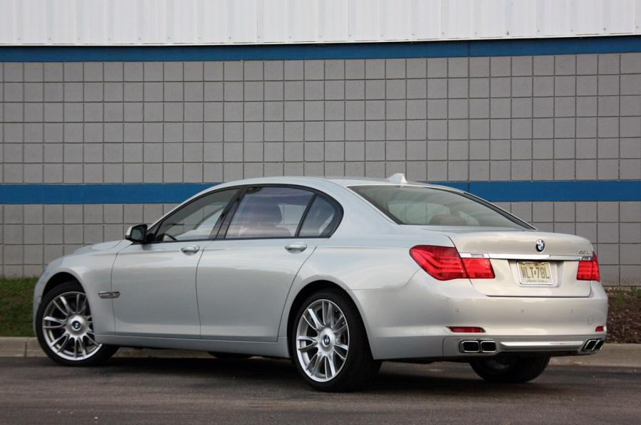  BMW 760iL 2010 года  (фото 70 из 71)